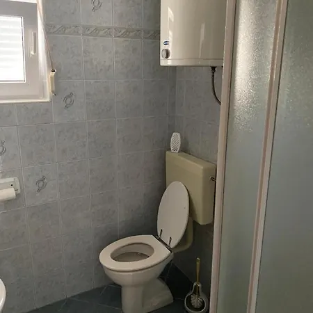 Apartmani Vlahek Stara Novalja Exterior photo